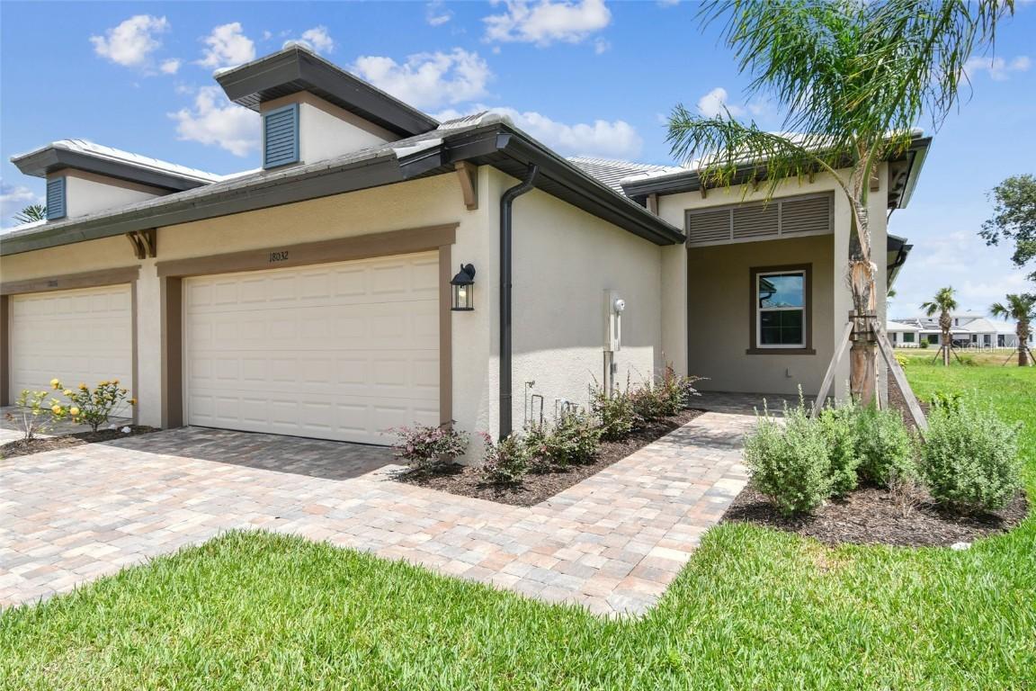 18032 Cherished Loop, Lakewood Ranch, FL 34211