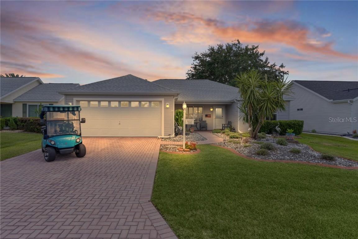 1305 Guerra Ave., The Villages, FL 32159