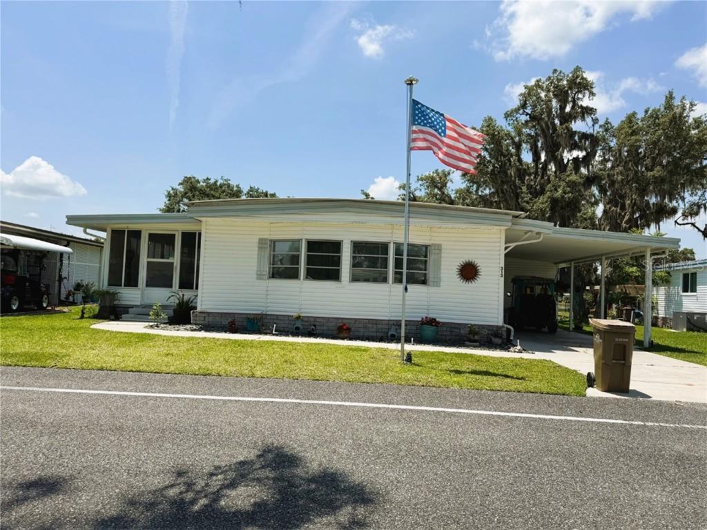 313 Palo Verde Dr., Leesburg, FL 34748