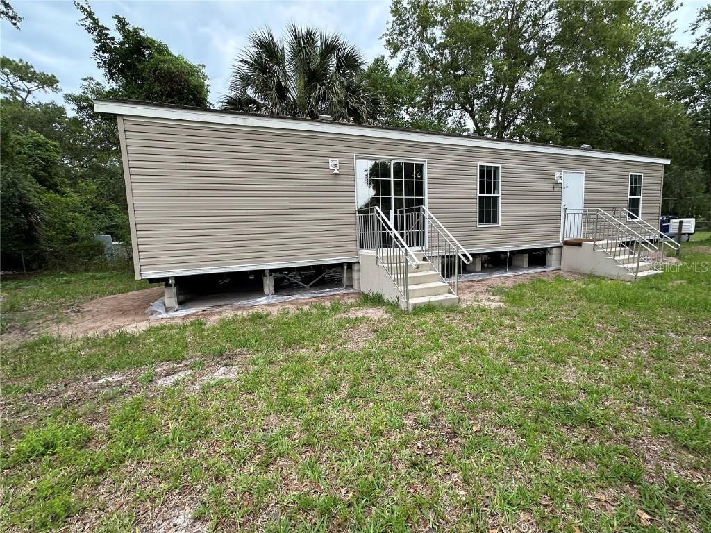55917 Cabbage Rd., Astor, FL 32102