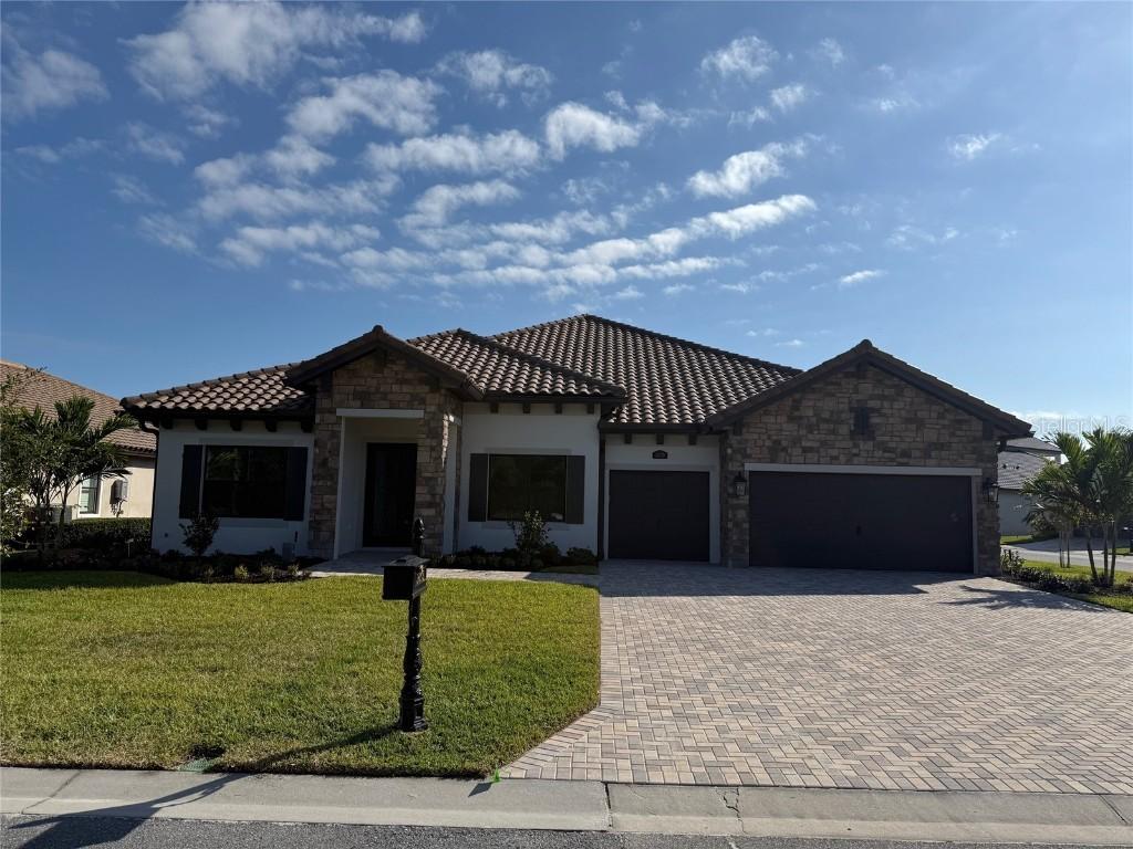 3059 Sanctuary Cir., Lakeland, FL 33803