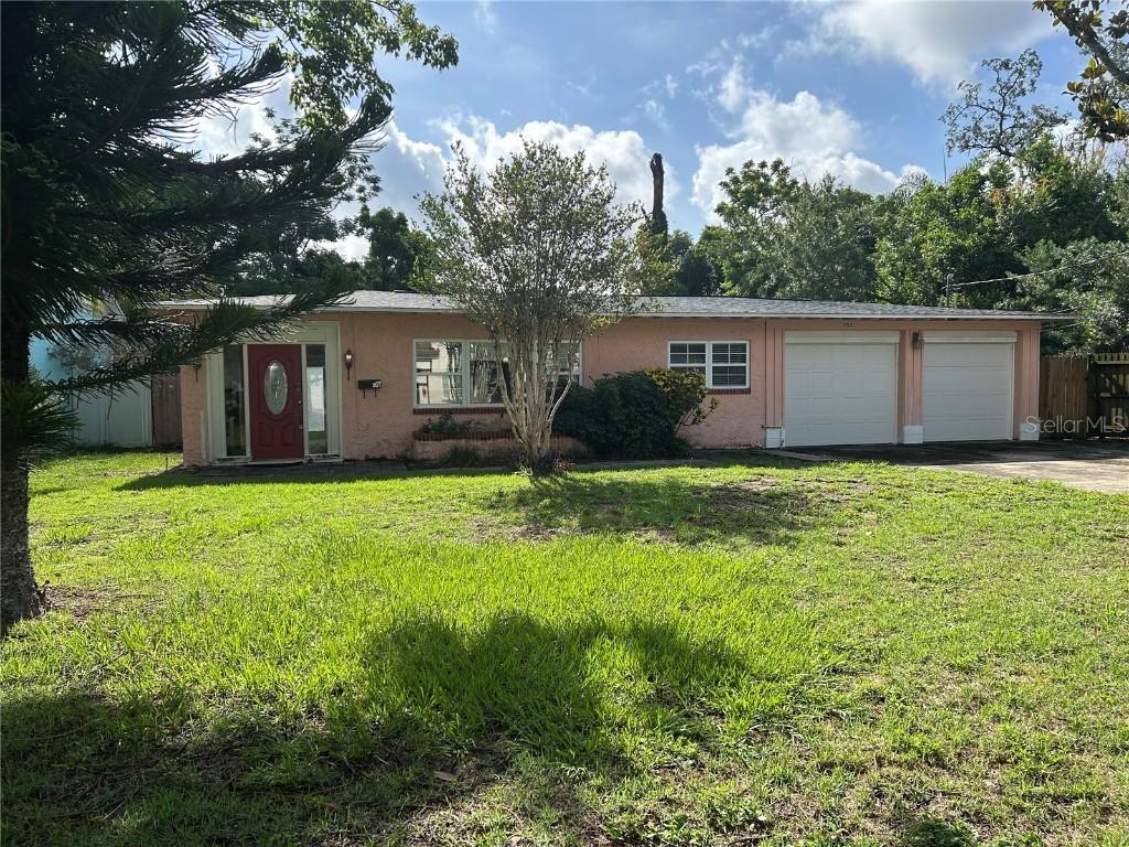 907 N Hyer Ave., Orlando, FL 32803
