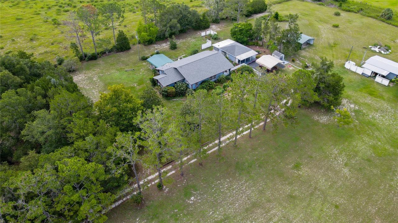 35807 Nova Ln., Eustis, FL 32736