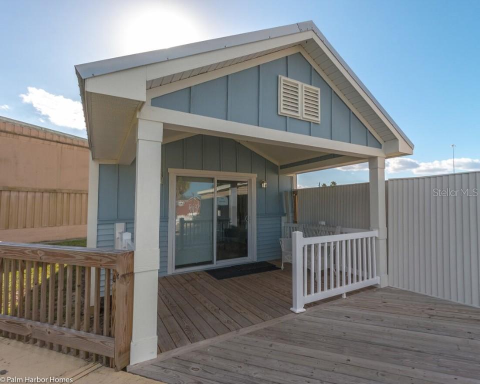 243XX Maxwell St., Astor, FL 32102