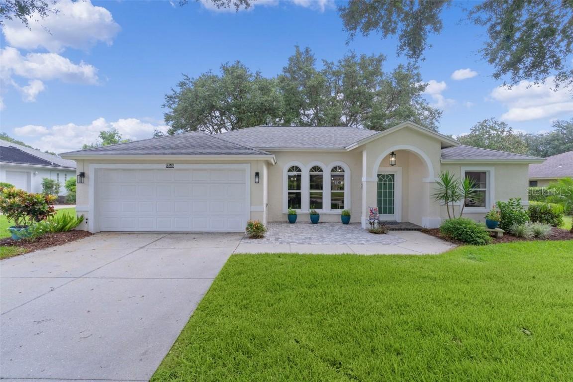 5548 Grove Manor, Lady Lake, FL 32159