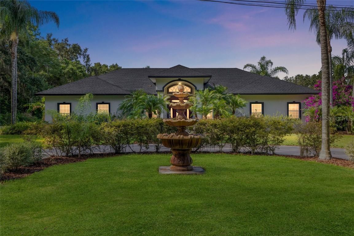 2424 Ewell Rd., Lakeland, FL 33811
