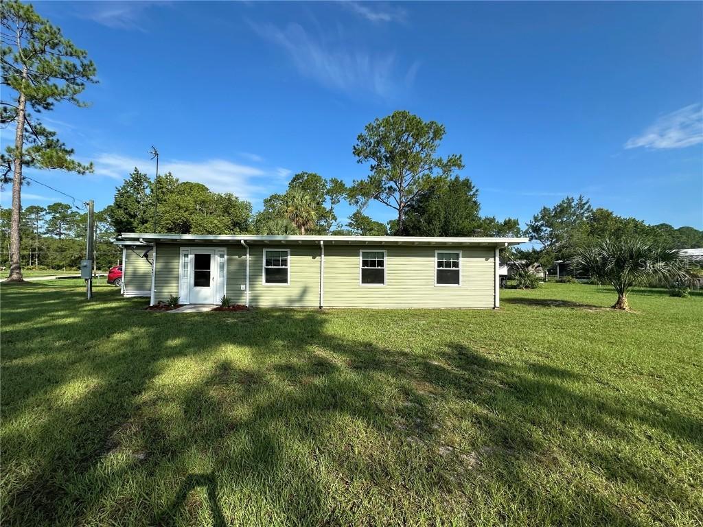 55045 6th St., Astor, FL 32102
