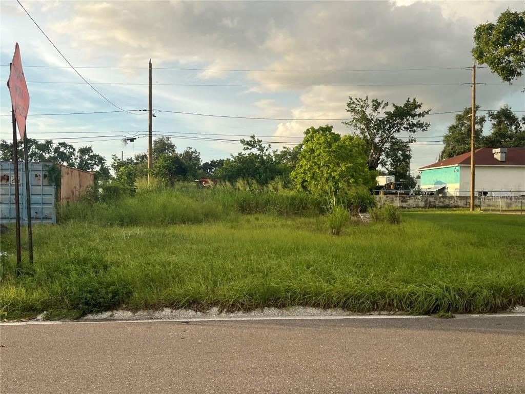 3327 E Emerson Ave., St Petersburg, FL 33712