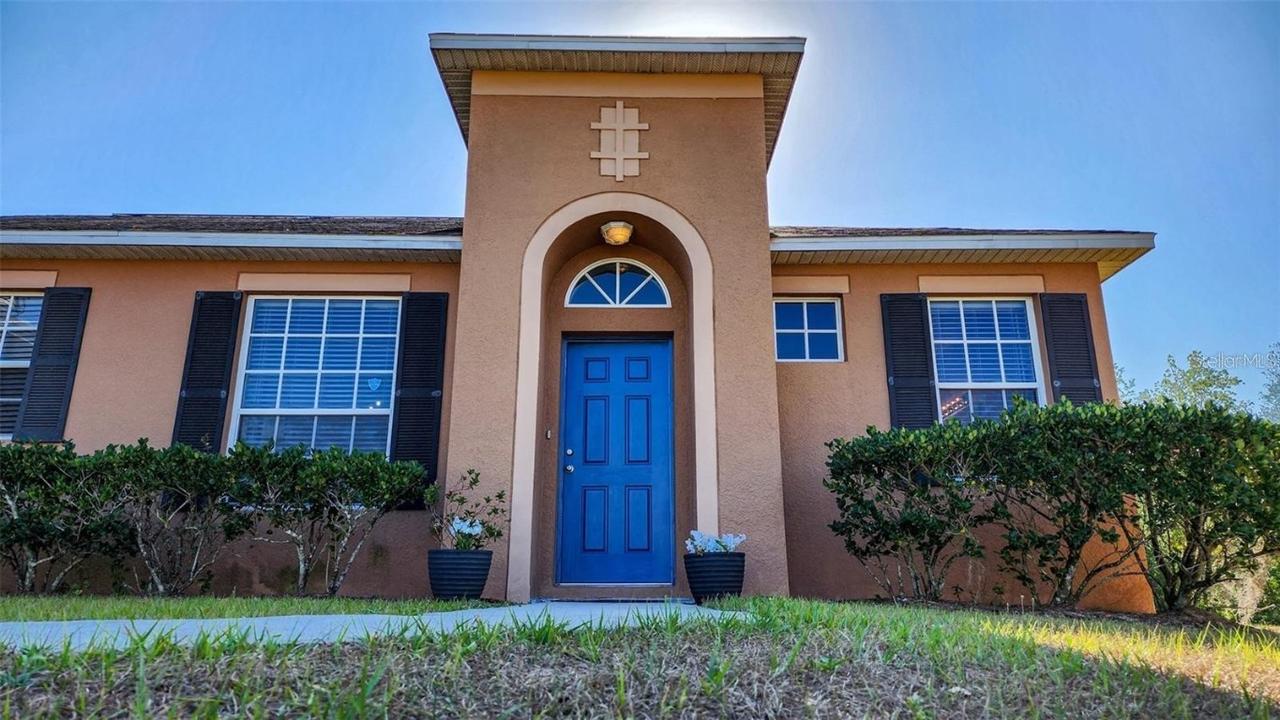 735 Palaiseau Ct., Kissimmee, FL 34759