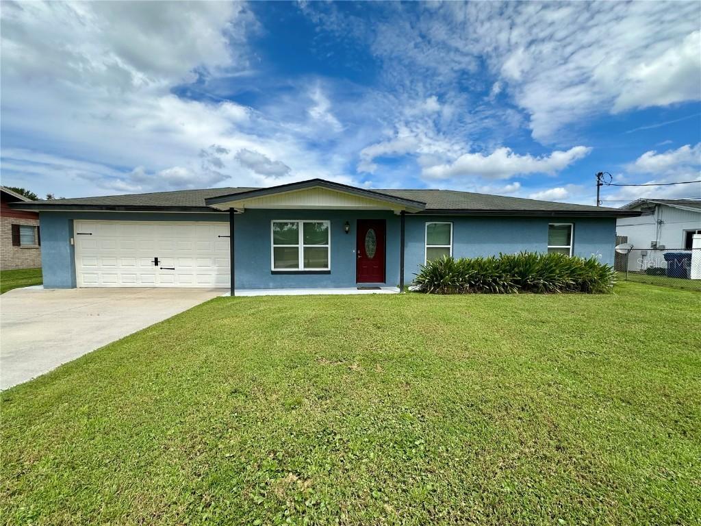 1634 Juno Tr., Astor, FL 32102