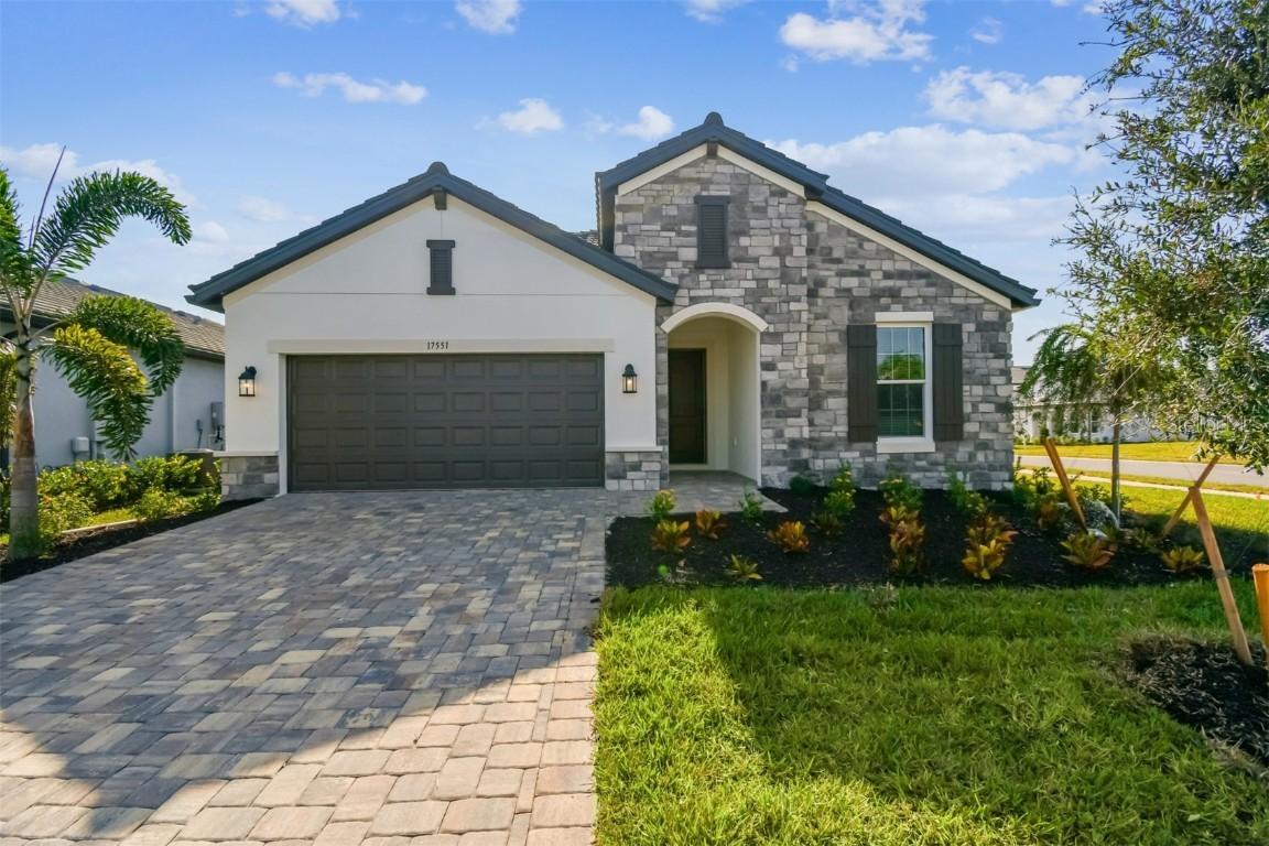 17551 Savory Mist Cir., Lakewood Ranch, FL 34211