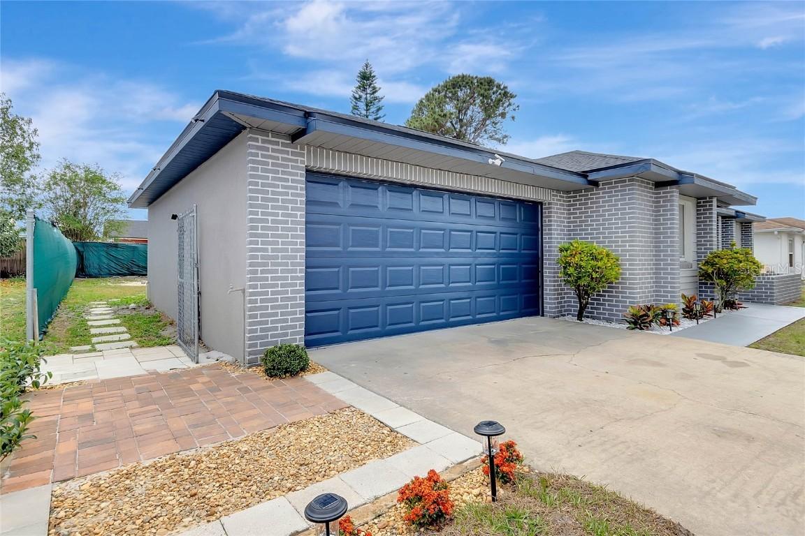 523 Floral Dr., Kissimmee, FL 34743