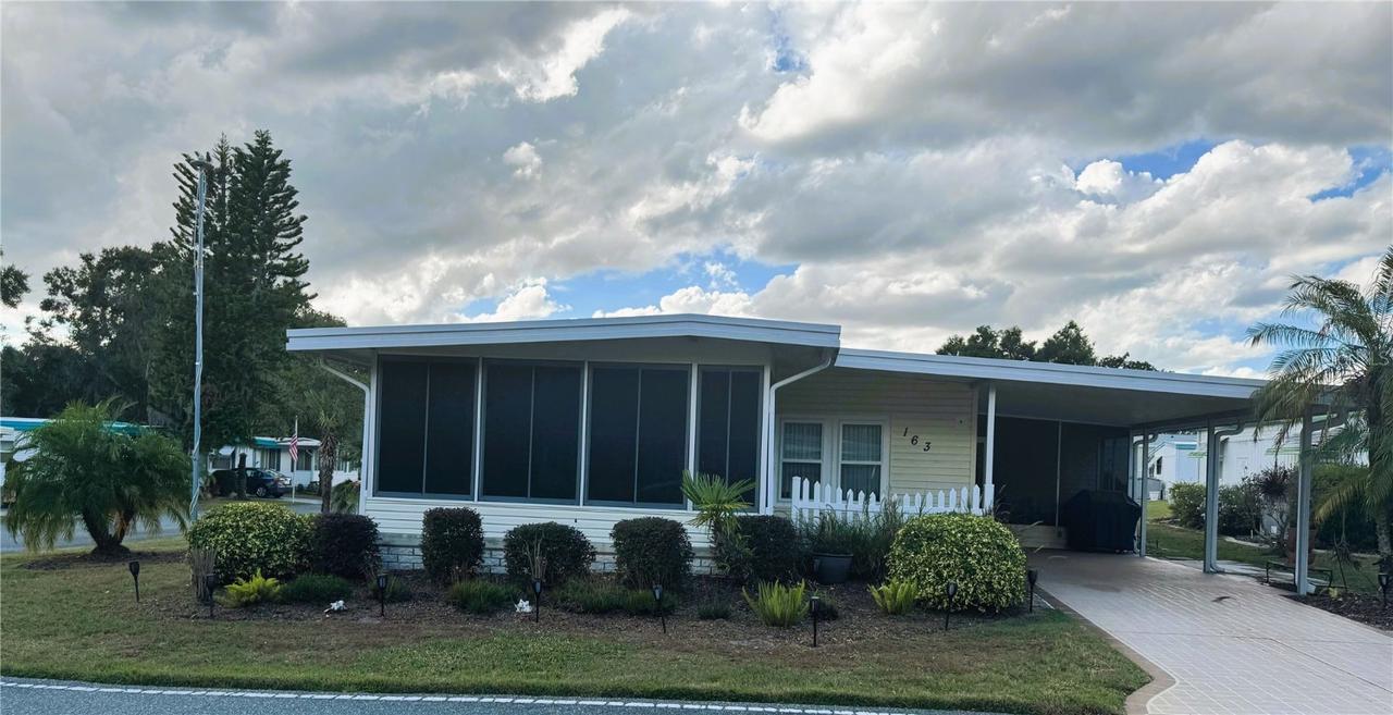 163 Royal Palm Dr., Leesburg, FL 34748