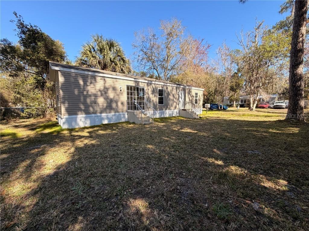 55917 Cabbage Rd., Astor, FL 32102