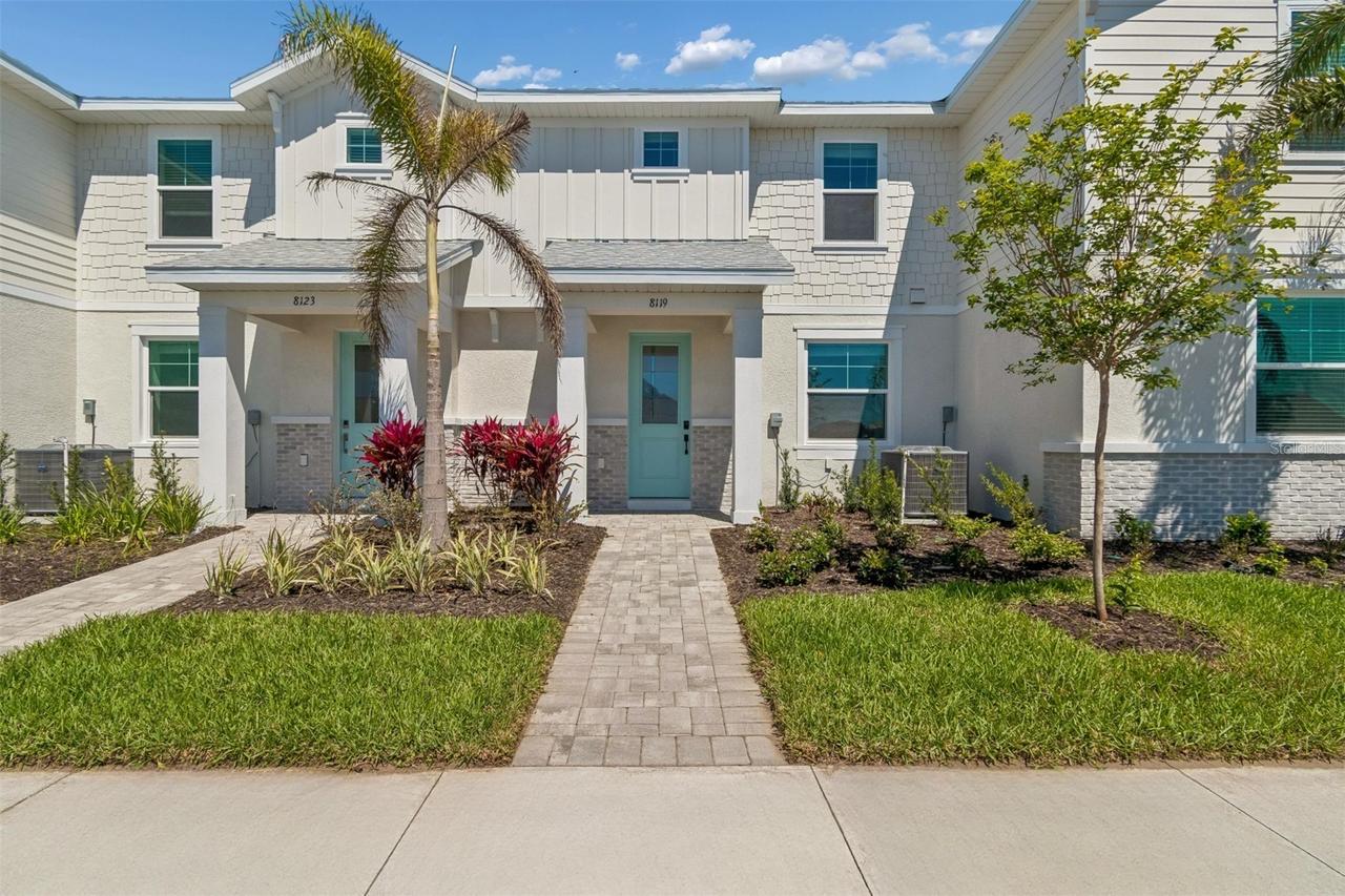 8119 Seaflower Pkwy., Bradenton, FL 34210