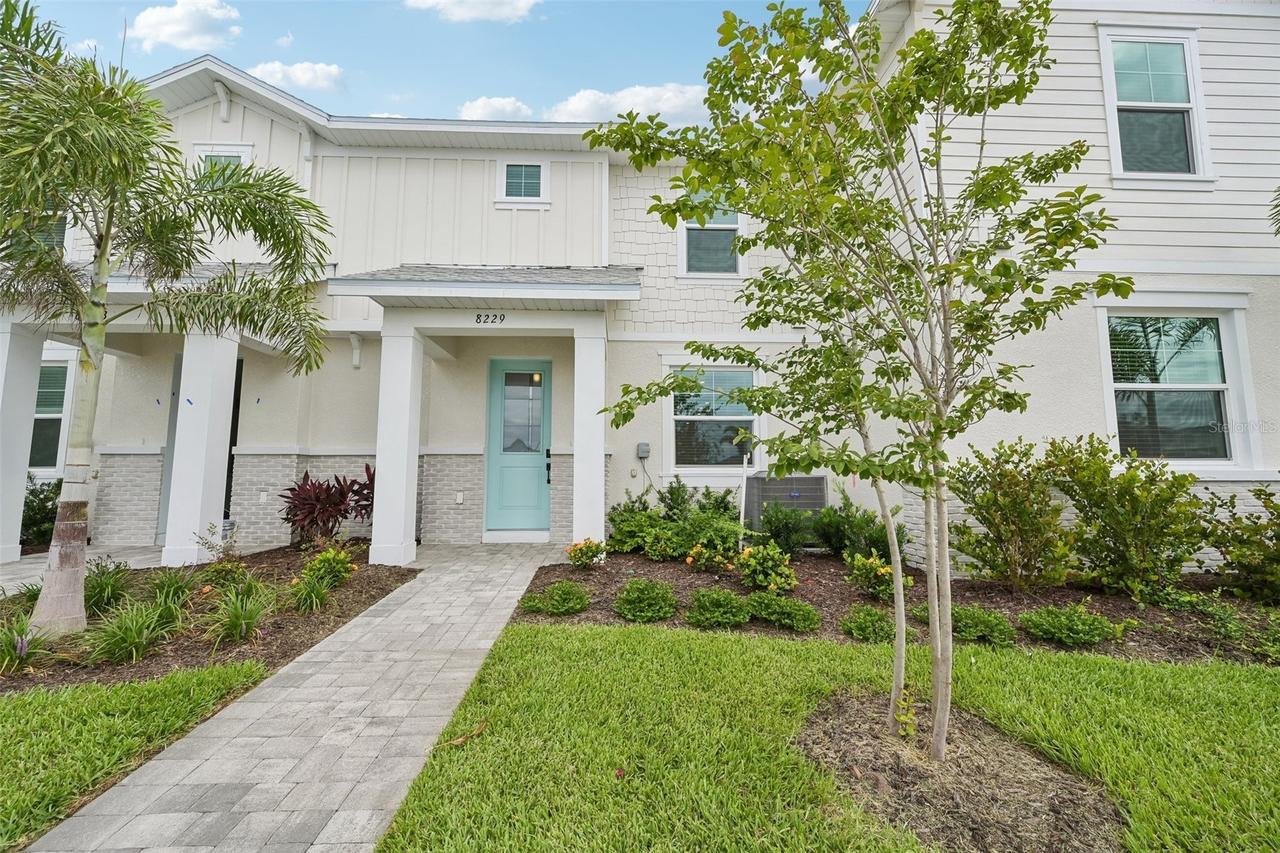 8229 Seaflower Pkwy., Bradenton, FL 34210