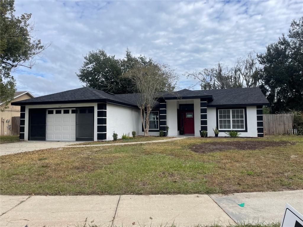 1367 Hensley Dr., Deland, FL 32724