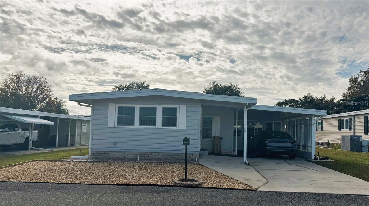 143 Jacaranda Dr., Leesburg, FL 34748