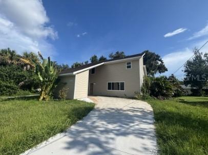 3949 Lothair Ave., North Port, FL 34287