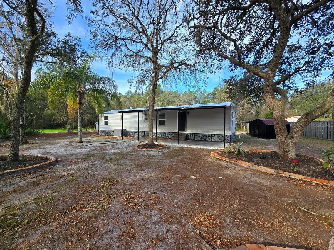 43541 Dixie Dr., Paisley, FL 32767