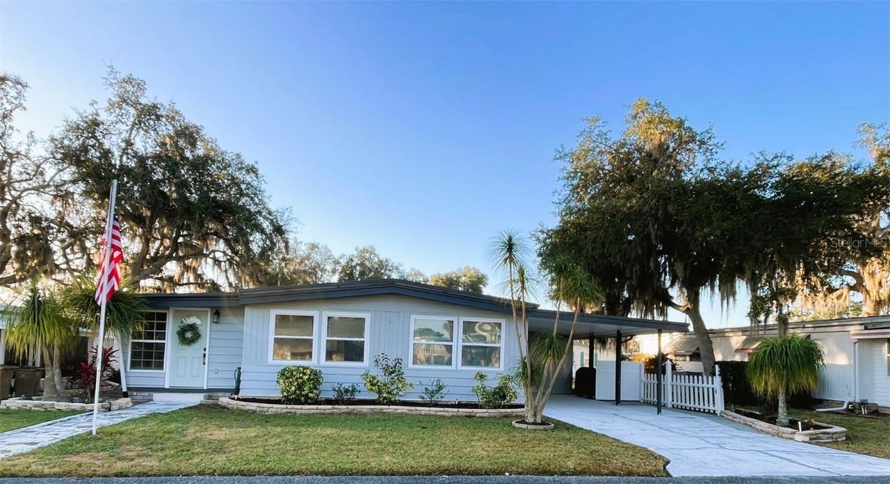 502 Palo Verde Dr., Leesburg, FL 34748