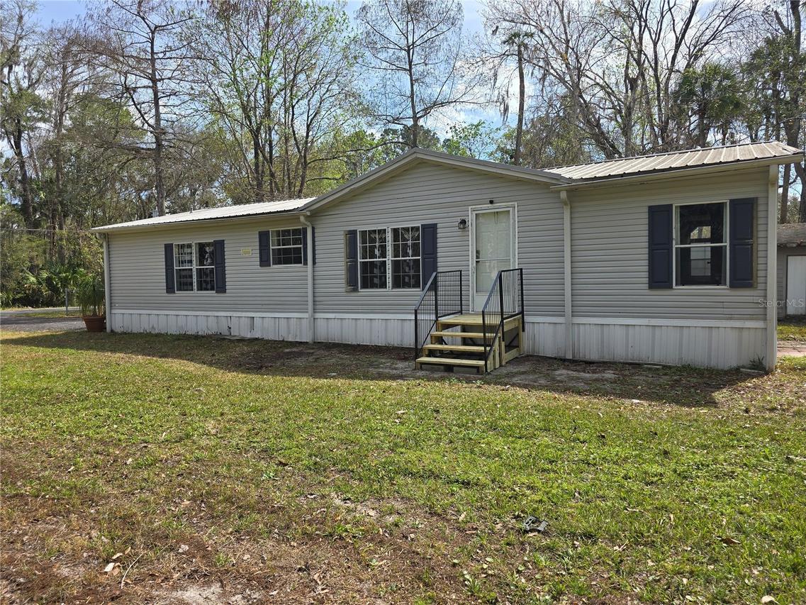 55921 Fern Rd., Astor, FL 32102