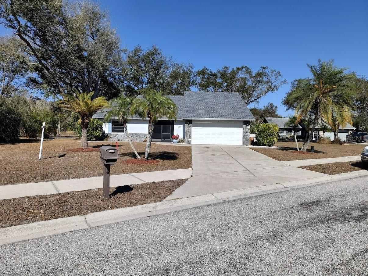 118 Woodingham Dr., Venice, FL 34292