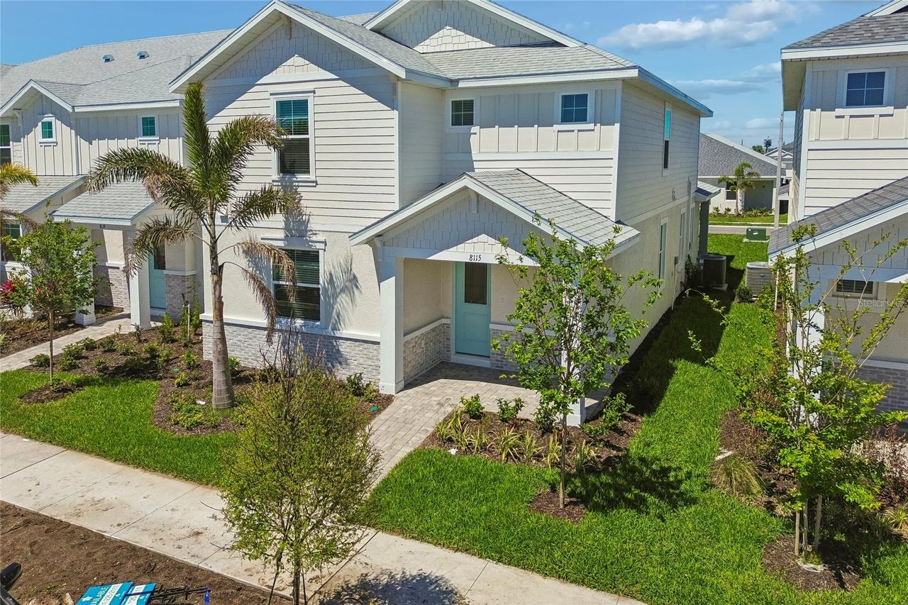 8115 Seaflower Pkwy., Bradenton, FL 34210