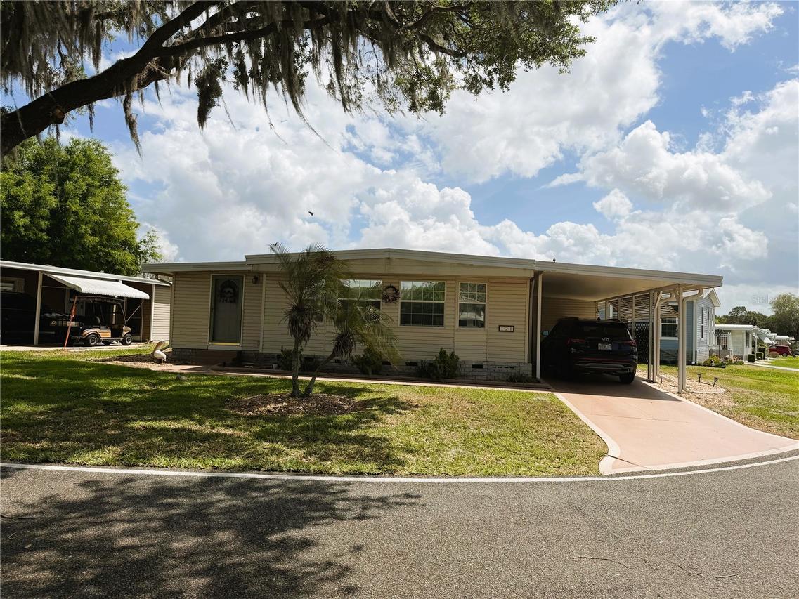 121 Azalea Tr., Leesburg, FL 34748