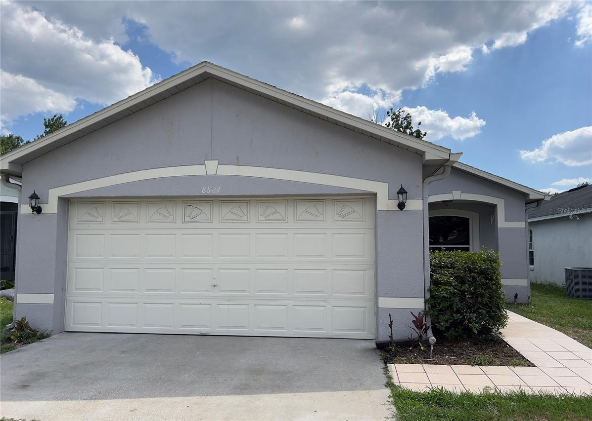 8824 Valencia Oaks Ct., Orlando, FL 32825