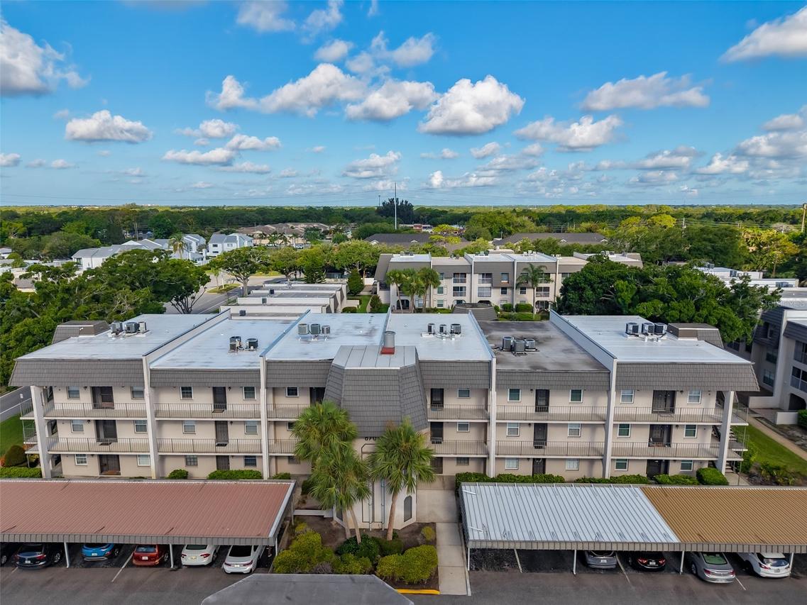 8703 Bardmoor Blvd. #303, Seminole, FL 33777