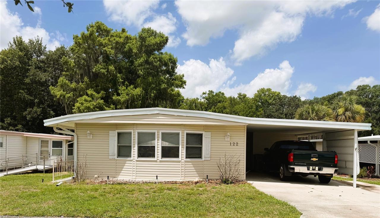 122 Palo Verde Dr., Leesburg, FL 34748