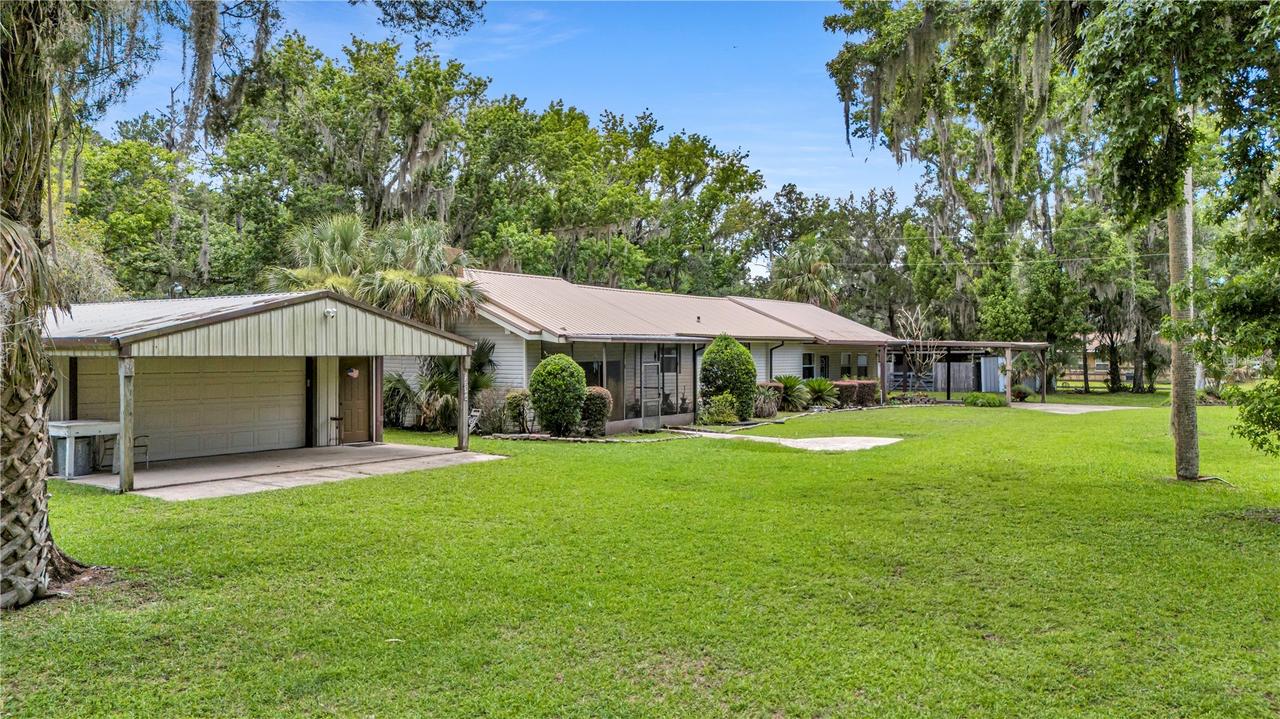 22308 Blue Creek Lodge Rd., Astor, FL 32102