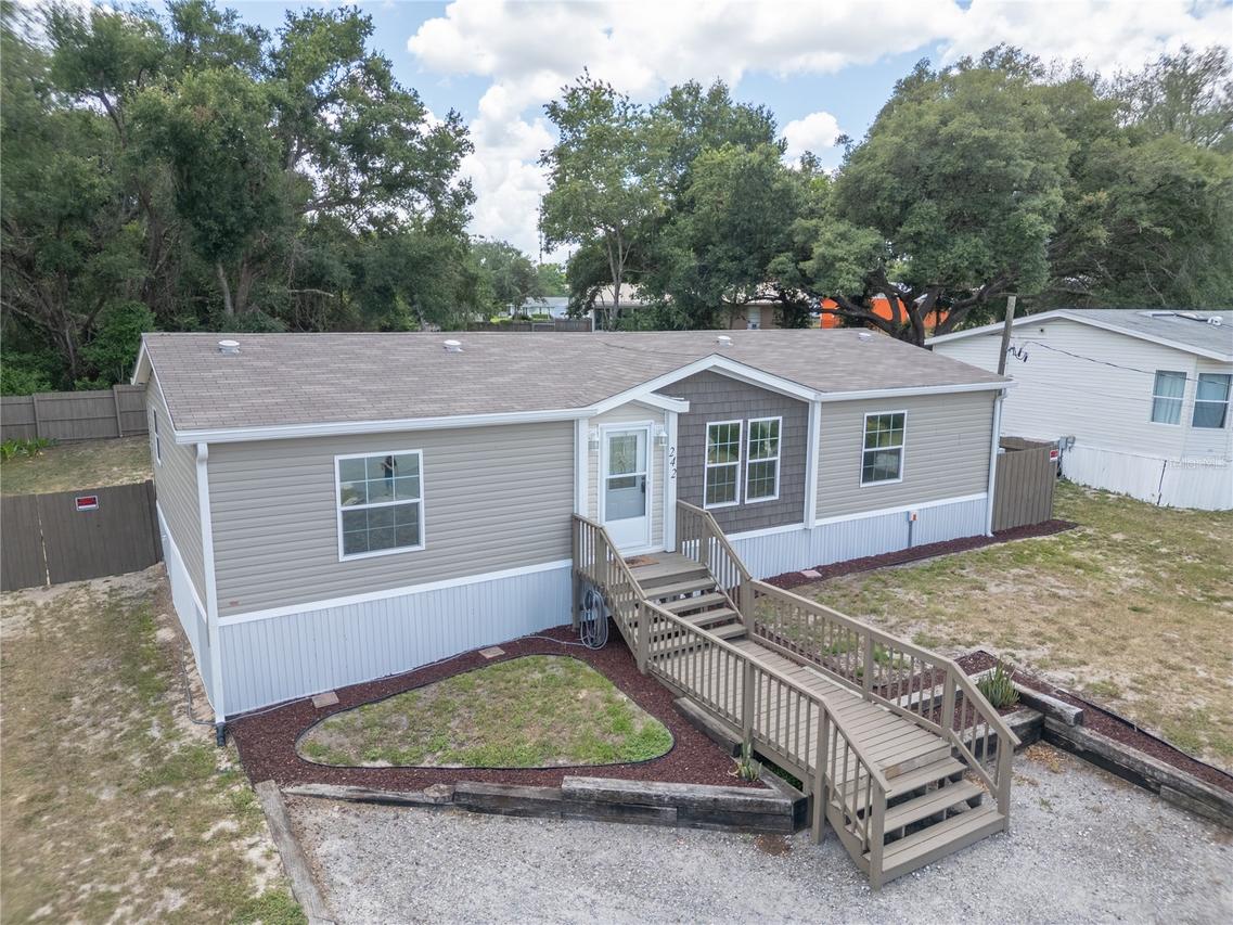 242 Skyline Dr., Lady Lake, FL 32159