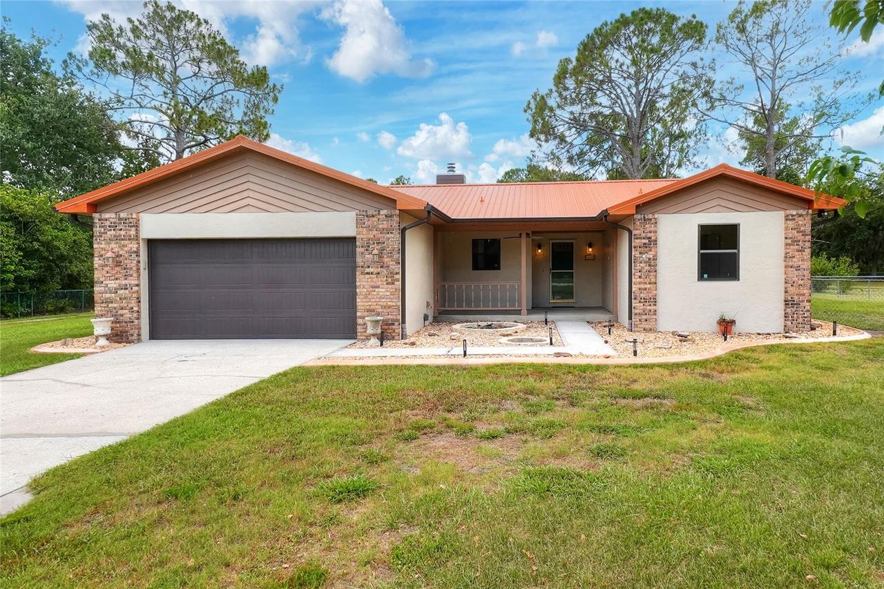 4520 Log Cabin Dr., Lakeland, FL 33810