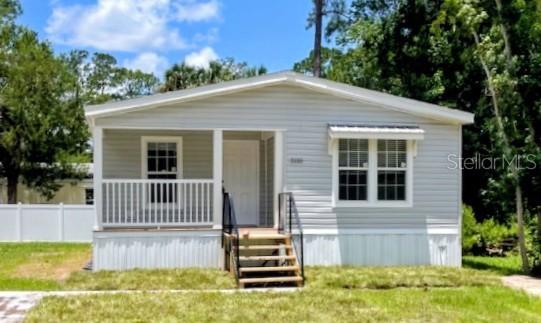 55515 Lisa St., Astor, FL 32102
