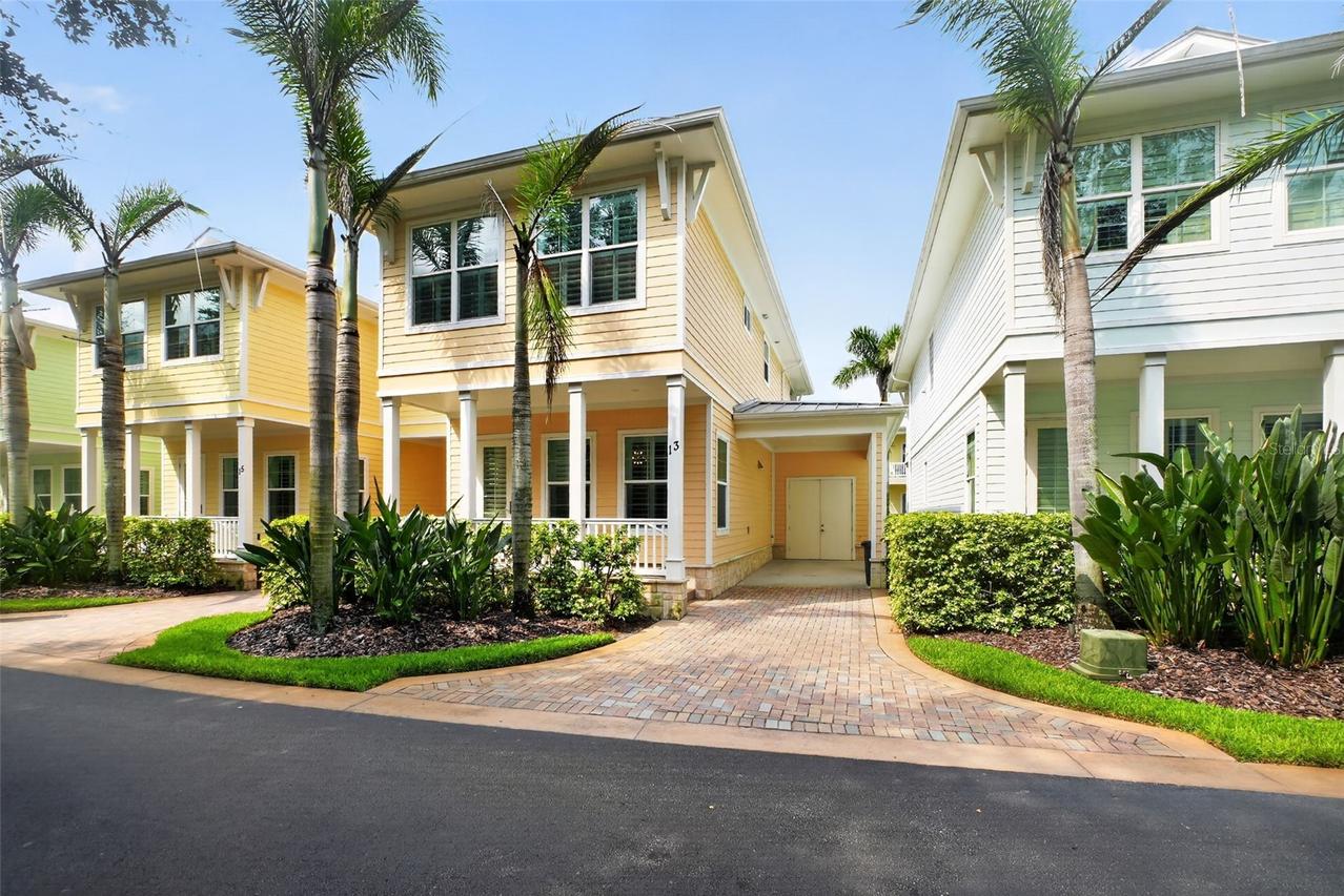 13 Old Feger Dr., New Smyrna Beach, FL 32169