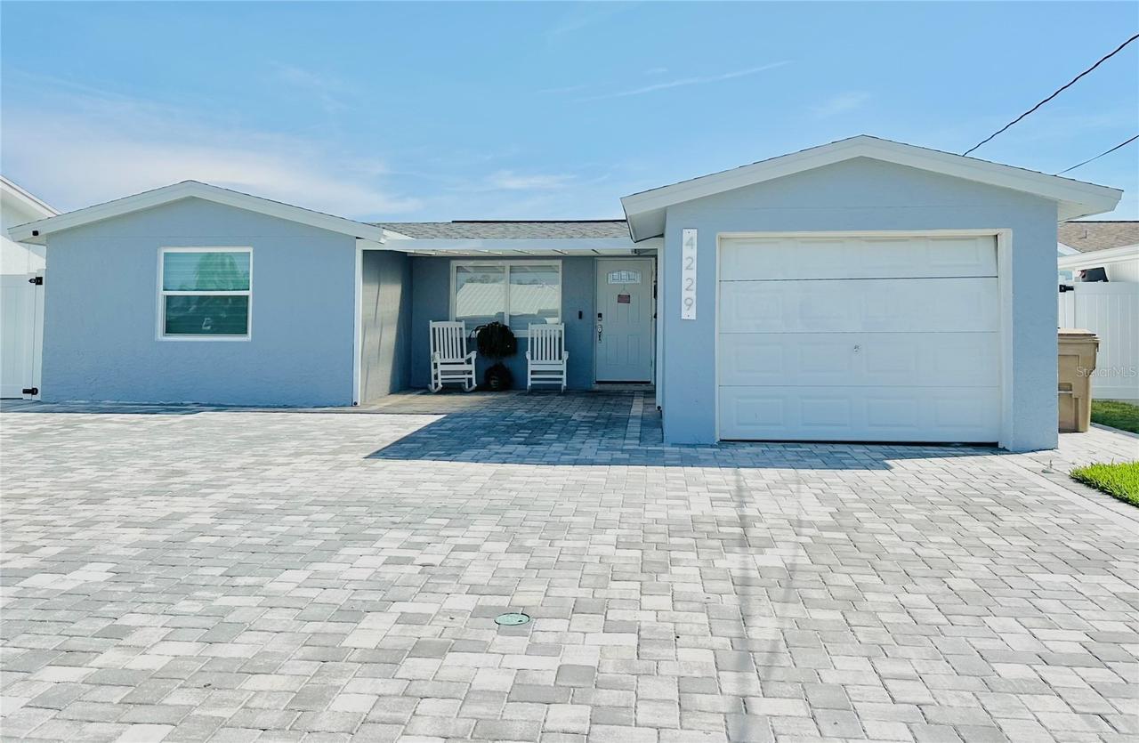 4229 Floramar Ter., New Port Richey, FL 34652