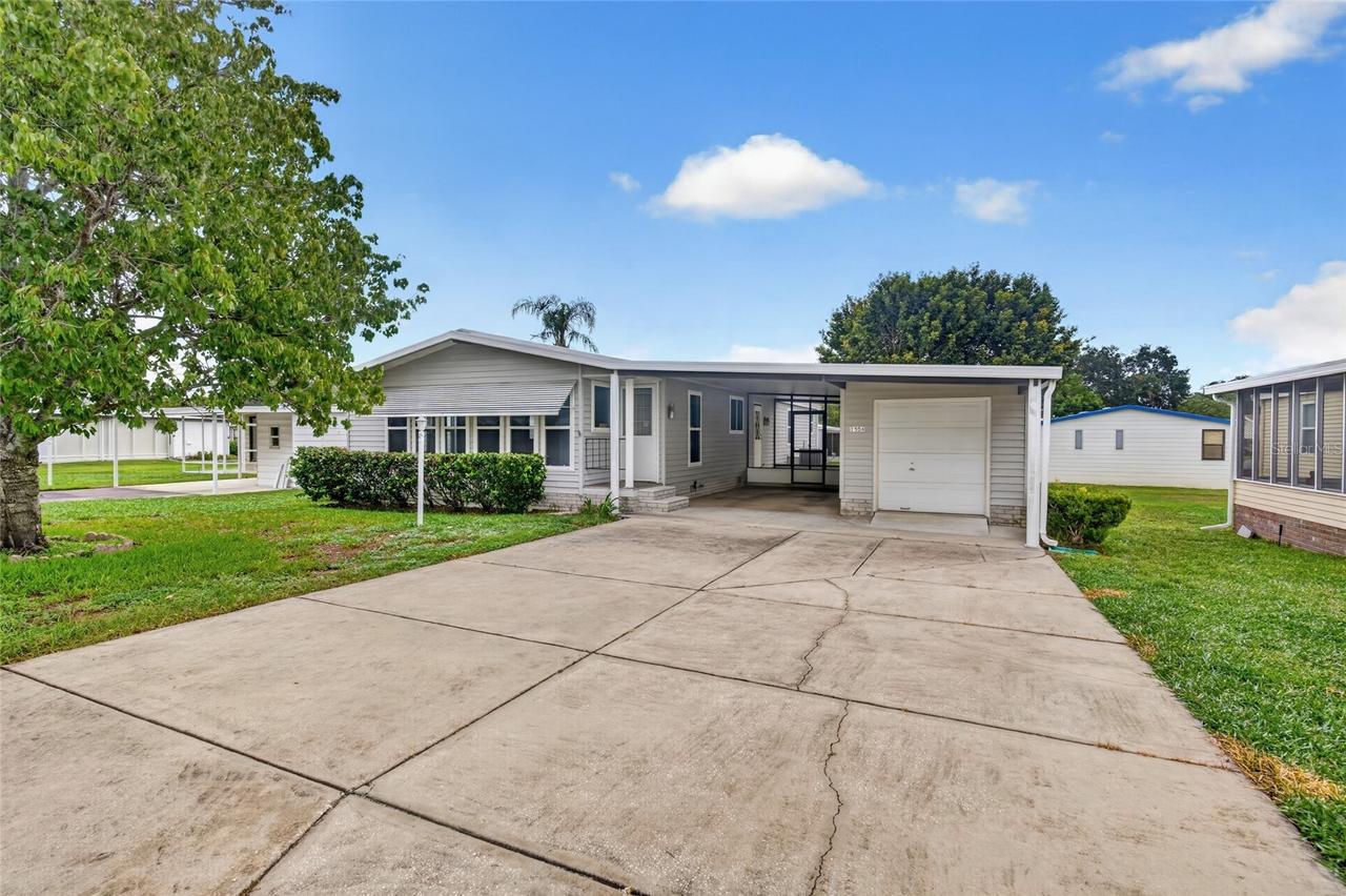 1506 Hillcrest Dr., Lady Lake, FL 32159