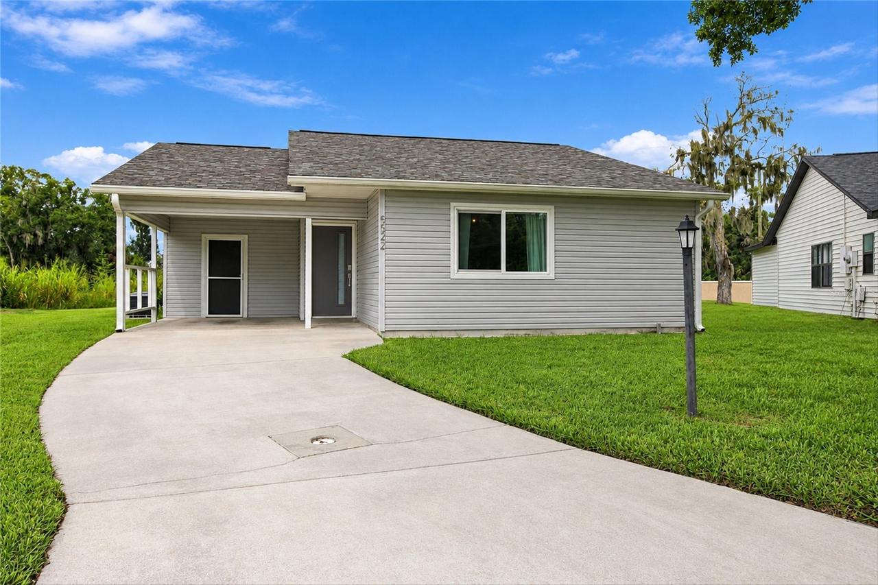 5522 82nd Avenue Dr., Palmetto, FL 34221