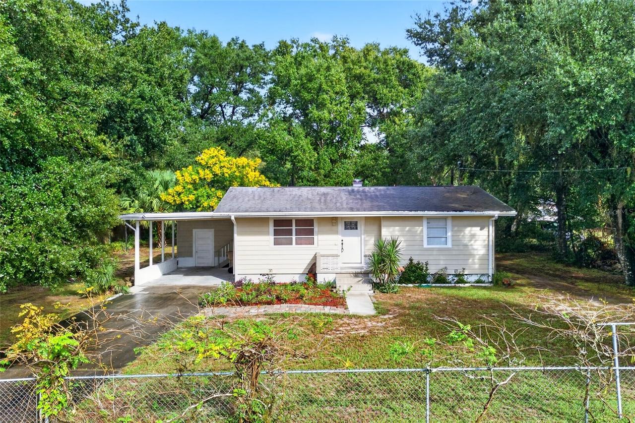 210 Nebraska Ave., Leesburg, FL 34748