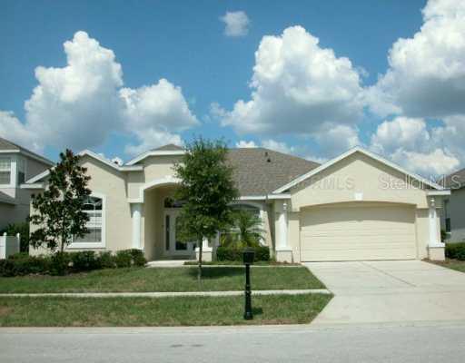 406 Prestwick Dr., Davenport, FL 33897