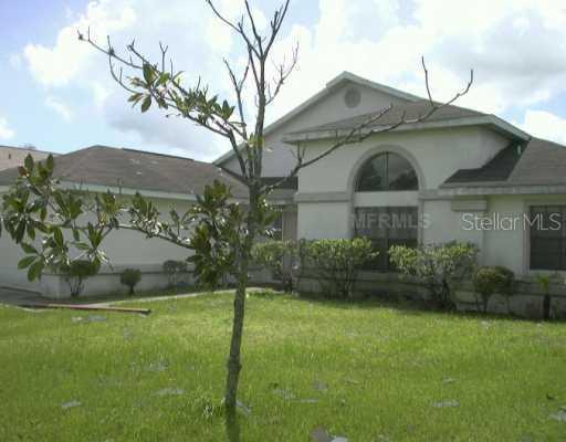 118 Honeywood Dr., Kissimmee, FL 34743