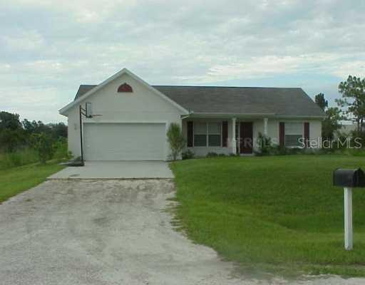 1071 Myrtle Ave., St. Cloud, FL 34771