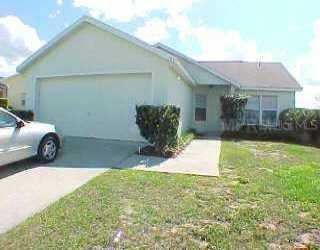 127 Montana Ave., Davenport, FL 33897
