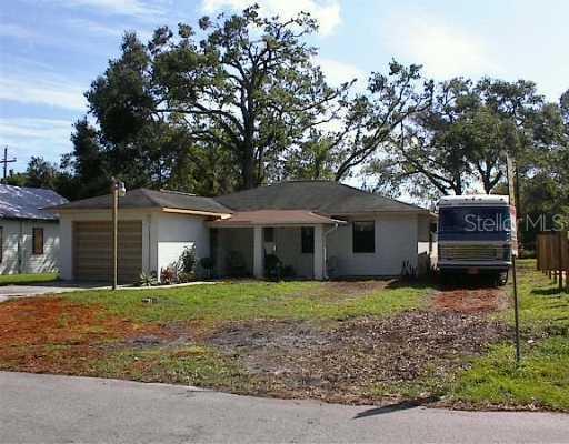 907 Maryland Ave., St. Cloud, FL 34769