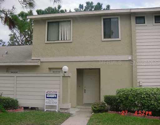 16 Pine Island Cir., Kissimmee, FL 34743