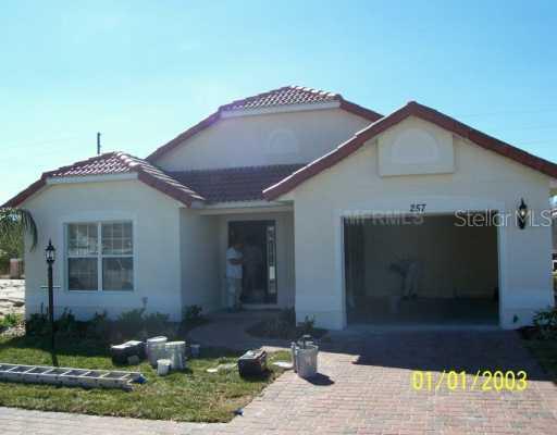 309 Robin Rd., Davenport, FL 33896