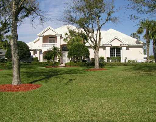 1988 Sir Lancelot Cir., St. Cloud, FL 34772