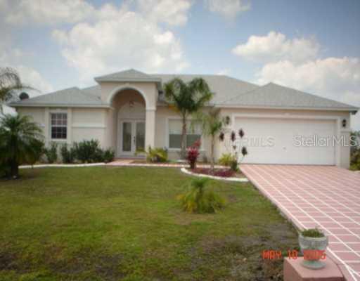 3125 Victoria Dr., Kissimmee, FL 34746